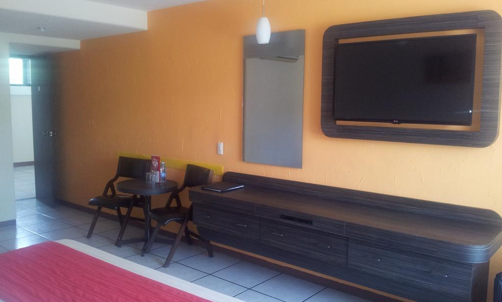 Hotel Real Del Sol Cuernavaca Buitenkant foto