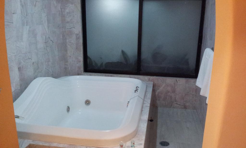 Hotel Real Del Sol Cuernavaca Buitenkant foto