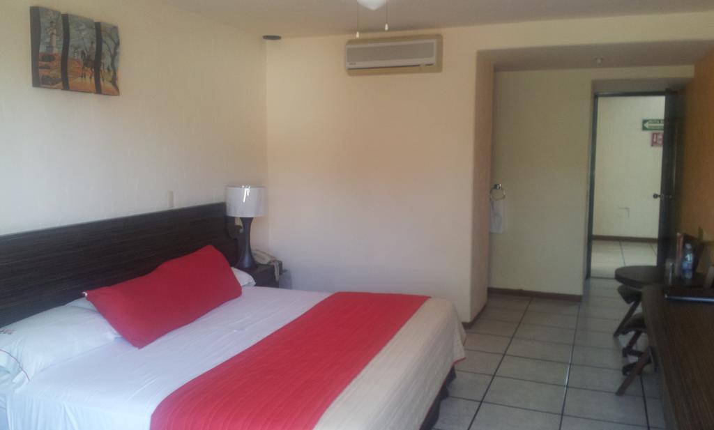 Hotel Real Del Sol Cuernavaca Buitenkant foto