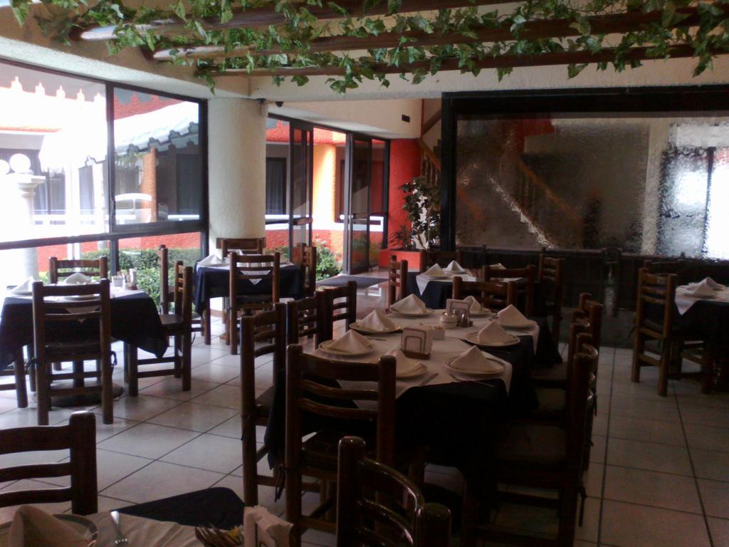Hotel Real Del Sol Cuernavaca Buitenkant foto
